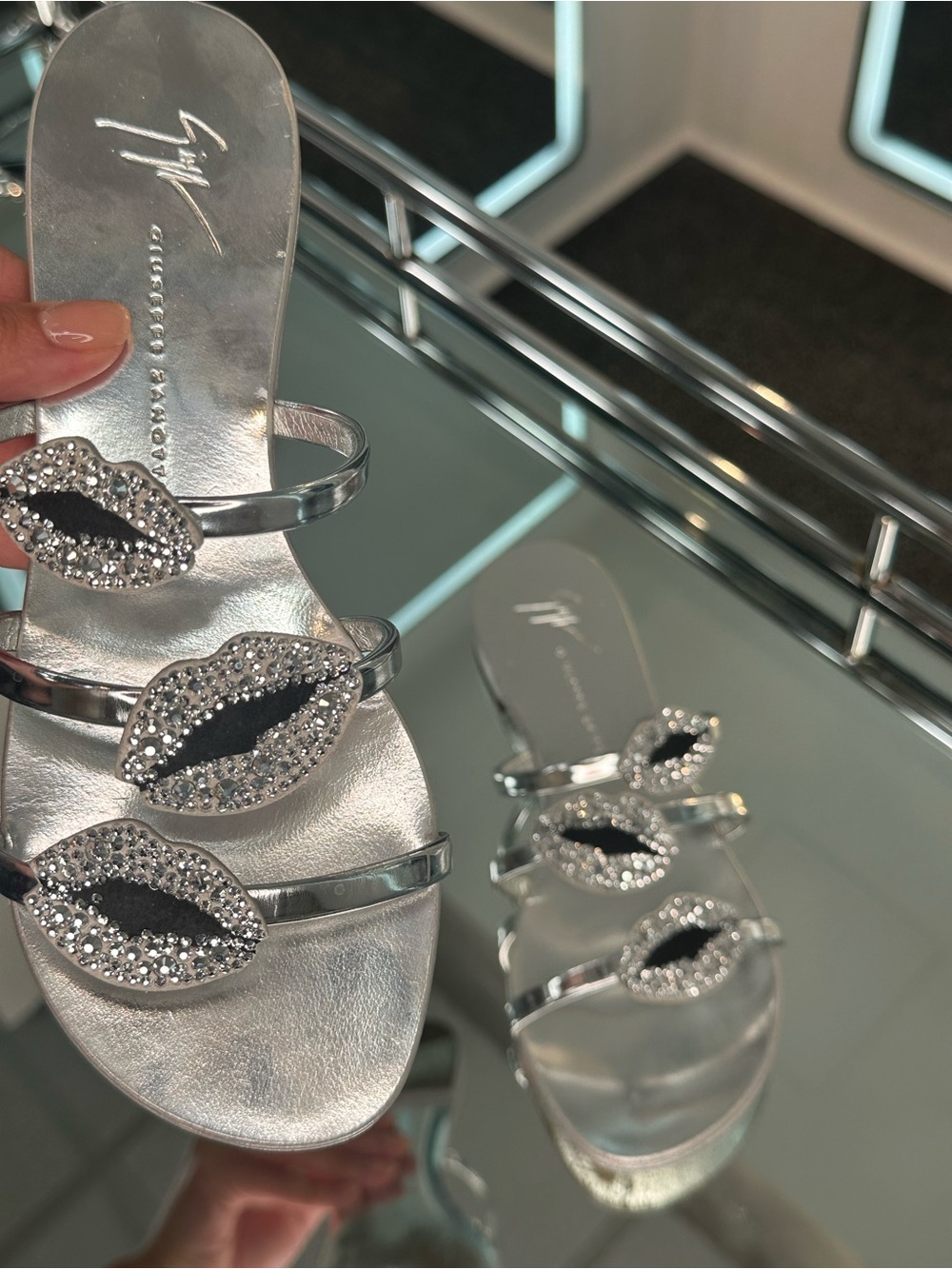 Giuseppe Zanotti Kiss Sandals - Picture 3 of 9